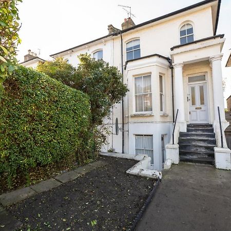 Stunning & Stylish 2 Bed Flat In West London Apartment Exterior photo